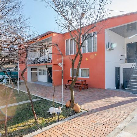 Khvamli 2002 Hotel Tsageri Екстериор снимка